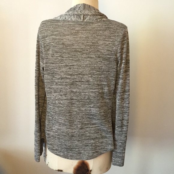 🧥🖤 Gray & White Drapey Sweater – Size L 🖤🧥 - Picture 4 of 11